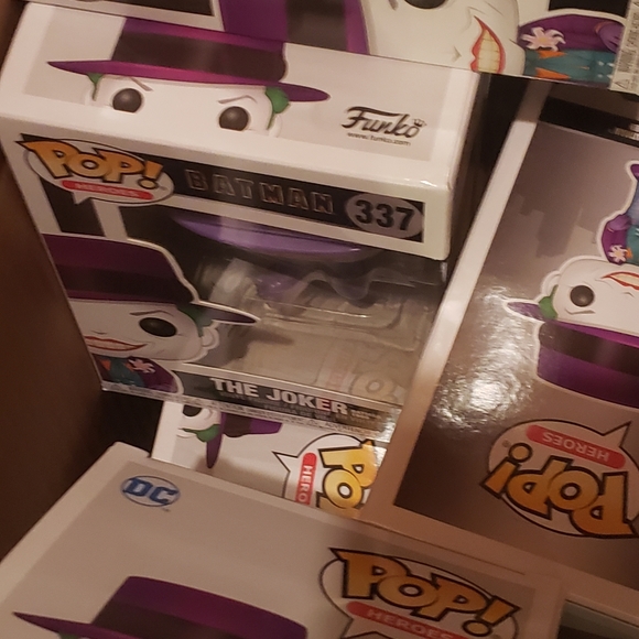 FUNKO POP THE JOKER NEW IN BOX - Picture 6 of 11